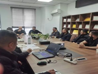 Делегация иракских клиентов посетила нашу компанию для проведения полевой инспекции.